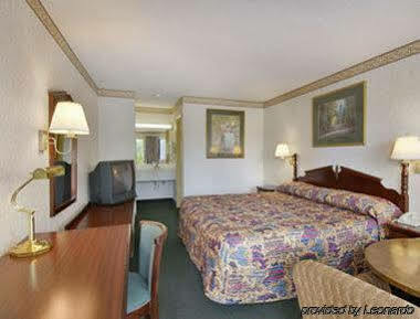 Days Inn By Wyndham Cartersville Exterior photo